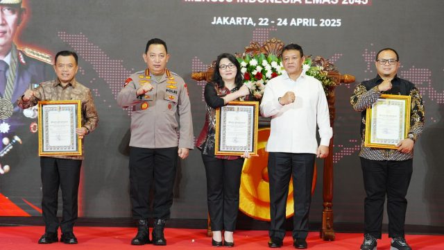 Kapolri Jenderal Listyo Sigit Prabowo membuka Rapat Kerja Teknis (Rakernis) Detasemen Khusus 88 Anti Teror (AT) Polri di Auditorium PTIK, pada Selasa (22/4).