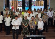Kapolri Jenderal Listyo Sigit Prabowo memerintahkan seluruh personel agar dapat mengamankan pelaksanaan malam takbiran dan Salat Idulfitri 1446 Hijriah.
