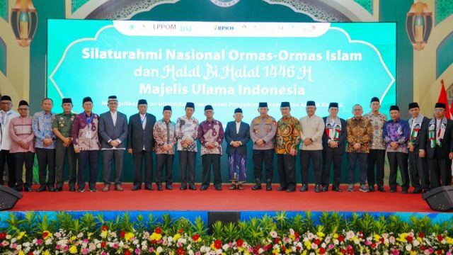 Kapolri Jenderal Listyo Sigit Prabowo menghadiri kegiatan silaturahmi nasional ormas-ormas Islam dan Halal Bihalal Idul Fitri 1446 Hijriah Majelis Ulama Indonesia (MUI).