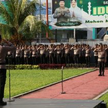Kapolda Sulawesi Utara melalui Wakapolda Brigjen Pol Brigjen Pol Bahagia Dachi memberikan apresiasi kepada personel Polda Sulut dan jajaran atas pelaksanaan tugas, khususnya pengamanan Hari Raya Idul Fitri 1446 H/2025.