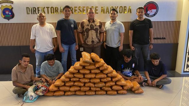 Polda Sumbar Gagalkan Peredaran 47 Kg Ganja di Sumbar