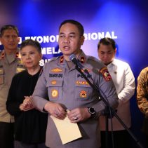 Divisi Humas Polri menggelar kegiatan Dialog Publik bertajuk “Semangat Kebangkitan Menuju Ekonomi Nasional yang Inklusif dan Berkelanjutan Melalui Penguatan Kamtibmas yang Kondusif”, Selasa (27/5).