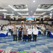 Kapolri Jenderal Listyo Sigit Prabowo menghadiri dan menjadi keynote speech pada Program Mentoring Berbasis Resiko (Promensisko) Tindak Pidana Pencucian Uang (TPPU) dan Pendanaan Terorisme (TPPT) dari kejahatan siber.