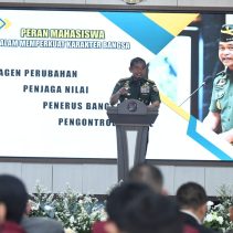 Kasad Jenderal TNI Maruli Simanjuntak, M.Sc. memberikan ceramah kebangsaan di hadapan mahasiswa baru program beasiswa Sekolah Tinggi Ilmu Hukum (STIH) Adhyaksa, bertempat di Auditorium Zamrud Khatulistiwa, STIH Adhyaksa, Jakarta, Rabu (8/10/2025).