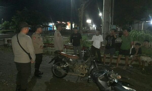 Polsek Dumoga Barat Gelar Patroli Malam Cegah Gangguan Kamtibmas