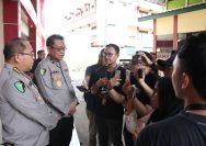 Rumah Sakit Bhayangkara Tk.I Pusdokkes Polri menyampaikan bahwa proses identifikasi terhadap korban meninggal dunia dalam kecelakaan kereta api di Bekasi masih terus berjalan.