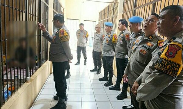 Kapolres Tomohon, Nur Kholis