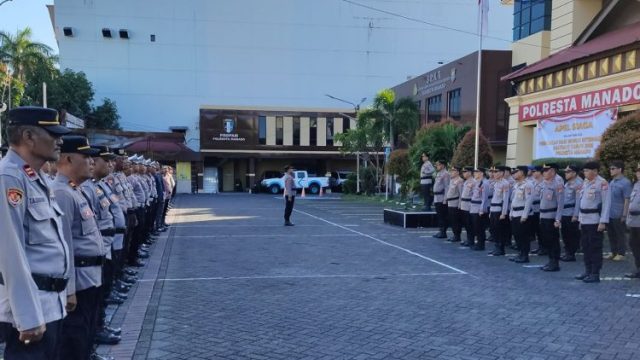 Menjelang peringatan Hari Buruh Internasional 2026, Polresta Manado menggelar apel siaga sebagai langkah antisipasi gangguan keamanan.