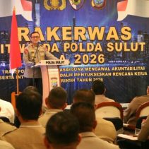 Wakil Kepala Kepolisian Daerah (Wakapolda) Sulawesi Utara Brigjen Pol Awi Setiyono secara resmi membuka kegiatan Rapat Kerja Pengawasan (Rakerwas) Itwasda Tahun Anggaran 2026 yang diselenggarakan di Amaris Hotel Manado, Selasa (28/4/2026).