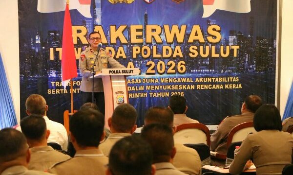 Wakil Kepala Kepolisian Daerah (Wakapolda) Sulawesi Utara Brigjen Pol Awi Setiyono secara resmi membuka kegiatan Rapat Kerja Pengawasan (Rakerwas) Itwasda Tahun Anggaran 2026 yang diselenggarakan di Amaris Hotel Manado, Selasa (28/4/2026).