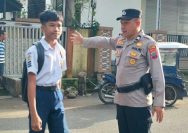 Guna memastikan aktivitas masyarakat dimulai dengan aman dan lancar, jajaran Polres Kotamobagu kembali menggelar kegiatan rutin pengaturan lalu lintas pagi atau yang dikenal dengan istilah strong point.