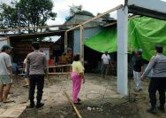 Cuaca ekstrem berupa angin puting beliung menerjang Desa Totolan, Kecamatan Kakas Barat, Kabupaten Minahasa, Senin (18/5/2026) sekitar pukul 12.30 WITA.