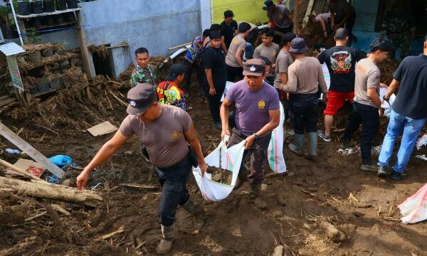 Merespons cepat bencana banjir bandang yang menerjang Kabupaten Bolaang Mongondow, Kepolisian Daerah (Polda) Sulawesi Utara langsung mengambil langkah konkret.