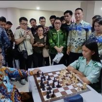 Gubernur Sulawesi Utara Yulius Selvanus, S.E. menghadiri SMK Expo 2026 dalam rangka peringatan Hari Pendidikan Nasional (Hardiknas). Kegiatan digelar di halaman parkir Kantor Gubernur Sulut, Kamis (30/4/2026).