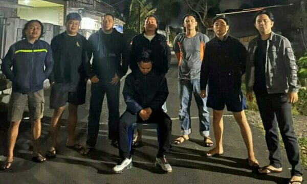 Tim URC Resmob Polres Minahasa mengamankan seorang pria yang diduga melakukan kekerasan dalam rumah tangga (KDRT) di Kecamatan Langowan Barat, Jumat (24/7/2026) dini hari.