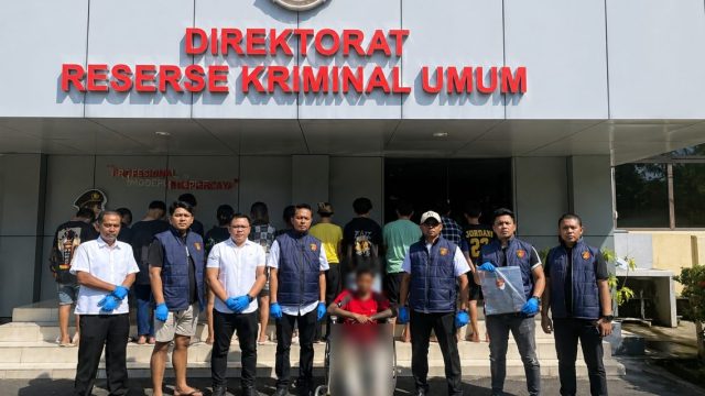 Tim Unit Reaksi Cepat (URC) Resmob Ditreskrimum Polda Sulawesi Utara berhasil mengungkap kasus pengeroyokan dan penikaman yang terjadi