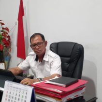Kepala SMP Negeri 1 Manado, Rahman Manggopa, M.Pd,