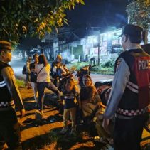 Menjaga keamanan wilayah terus dilakukan Polres Minahasa Utara melalui pelaksanaan Kegiatan Rutin Yang Ditingkatkan (KRYD) berupa patroli dialogis malam hari yang digelar secara masif di seluruh wilayah hukum Polres Minut, Minggu (26/7/2026).