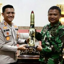 Kapolres Kepulauan Talaud AKBP Dwi Yatmoko melaksanakan kunjungan kerja dan silaturahmi ke Markas Kodim 1312/Talaud, Rabu (29/7/2026), sebagai bagian dari upaya memperkuat sinergi antarinstansi di daerah terluar Indonesia.