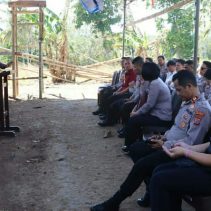 Upaya Polres Minahasa dalam mencegah dan memberantas perjudian terus dilakukan dengan pendekatan langsung kepada masyarakat.