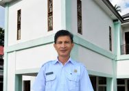 Kepala SLB Negeri Lolak, Michael Rondonuwu
