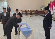 Gubernur Sulawesi Utara Yulius Selvanus, S.E. kembali melakukan penyegaran birokrasi dengan merotasi tiga pejabat Jabatan Pimpinan Tinggi Pratama di lingkungan Pemerintah Provinsi Sulawesi Utara.