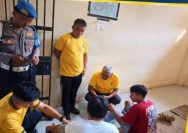 Seksi Kedokteran dan Kesehatan (Sidokkes) Polres Minahasa Tenggara (Mitra) bersama personel Sipropam melakukan pemeriksaan kesehatan terhadap para tahanan yang berada di ruang tahanan Polres Mitra.